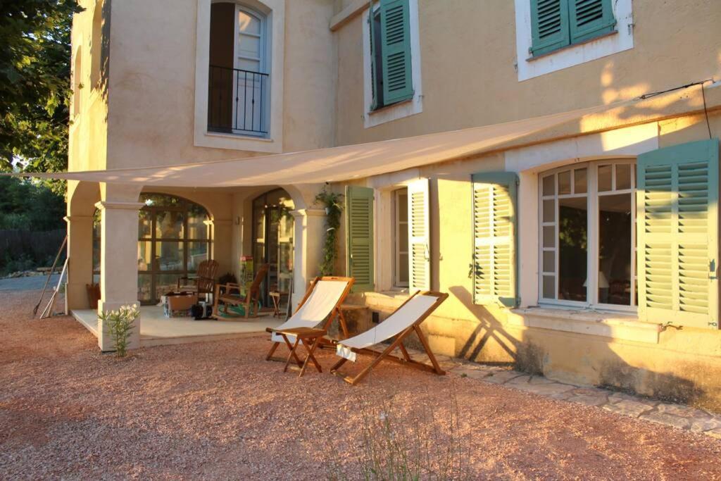 Bastide Au Milieu Des Vignes Et Des Oliviers Aups Exterior foto